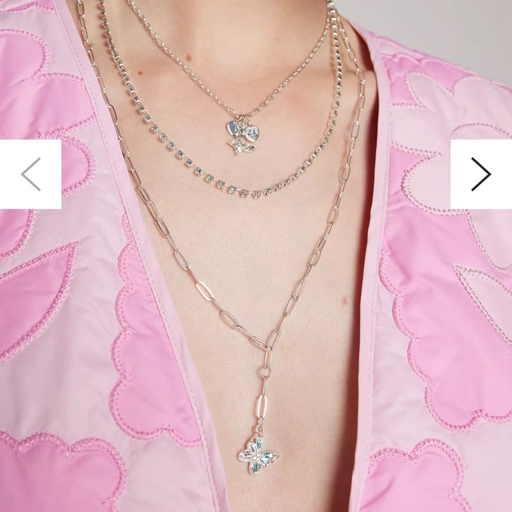 NWOT Rhinestone Butterfly Layered Necklace
